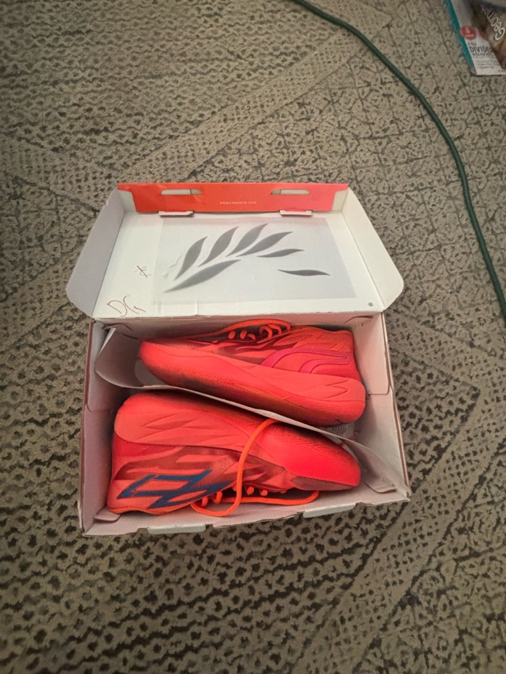Puma Fiery Coral-Ultra Orange Sneaker Box Detail